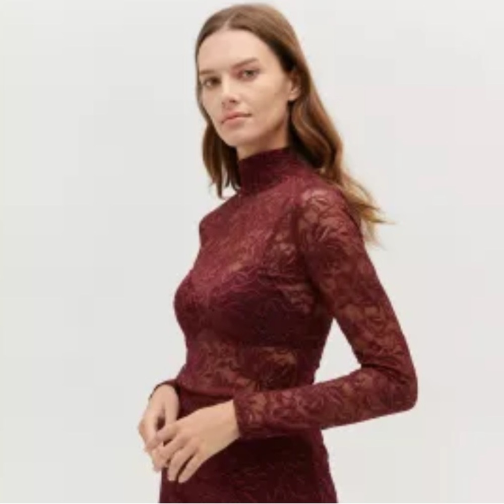 Hill House The Pia Stretch Lace Longsleeve Top In Rich Plum